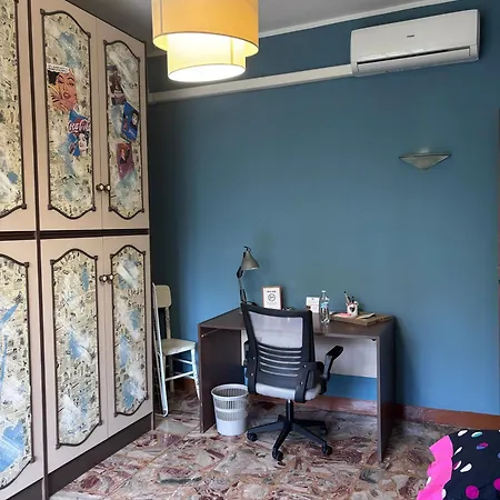 Quarto em Acomodações Particulares Nina 1 Letto Singolo In Moncalieri